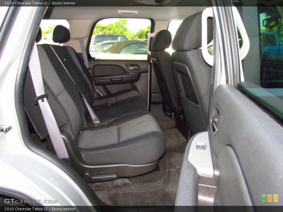 Ebony Interior Photo for the 2010 Chevrolet Tahoe LS #51980378