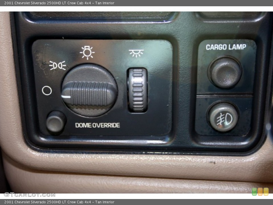 Tan Interior Controls for the 2001 Chevrolet Silverado 2500HD LT Crew Cab 4x4 #51982166
