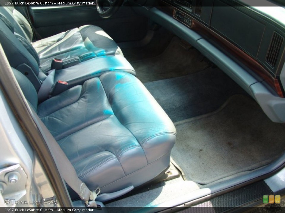 Medium Gray Interior Photo for the 1997 Buick LeSabre Custom #51998667