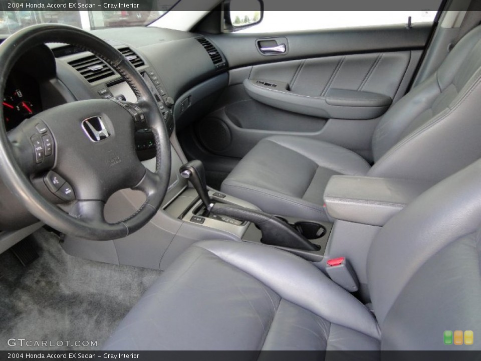 Gray Interior Photo for the 2004 Honda Accord EX Sedan #52010636