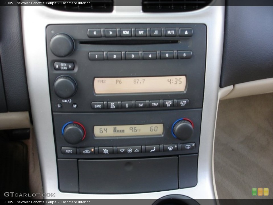 Cashmere Interior Controls for the 2005 Chevrolet Corvette Coupe #52015401
