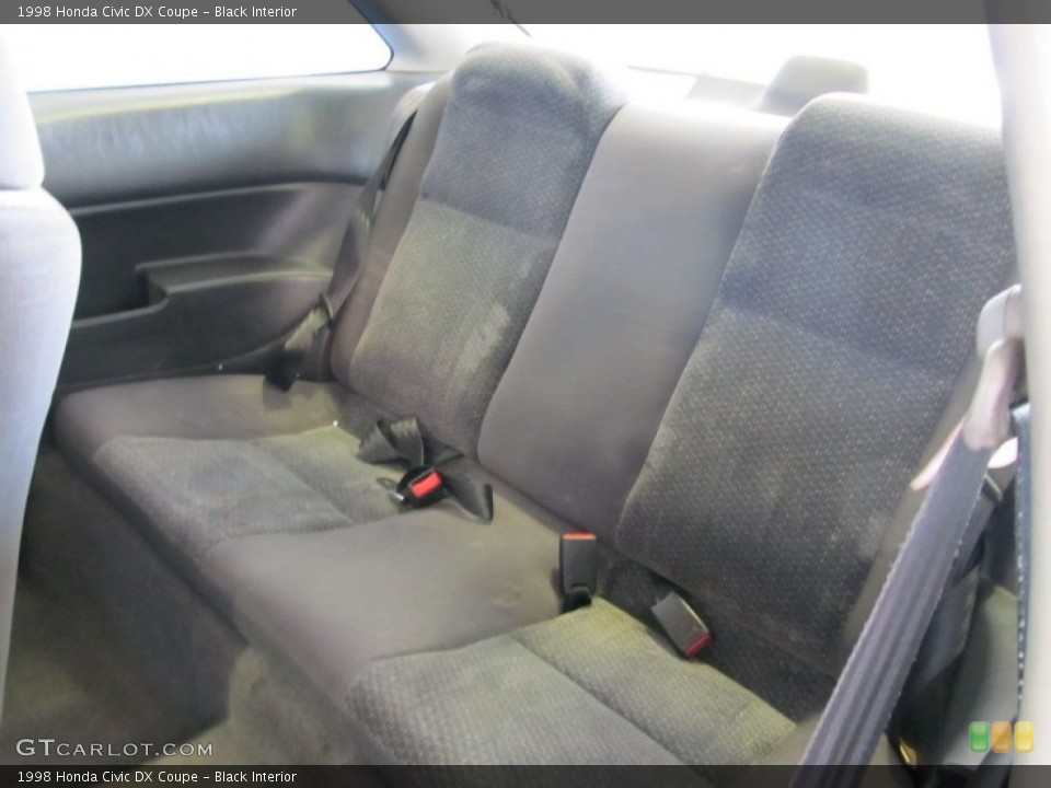 Black Interior Photo for the 1998 Honda Civic DX Coupe #52023633