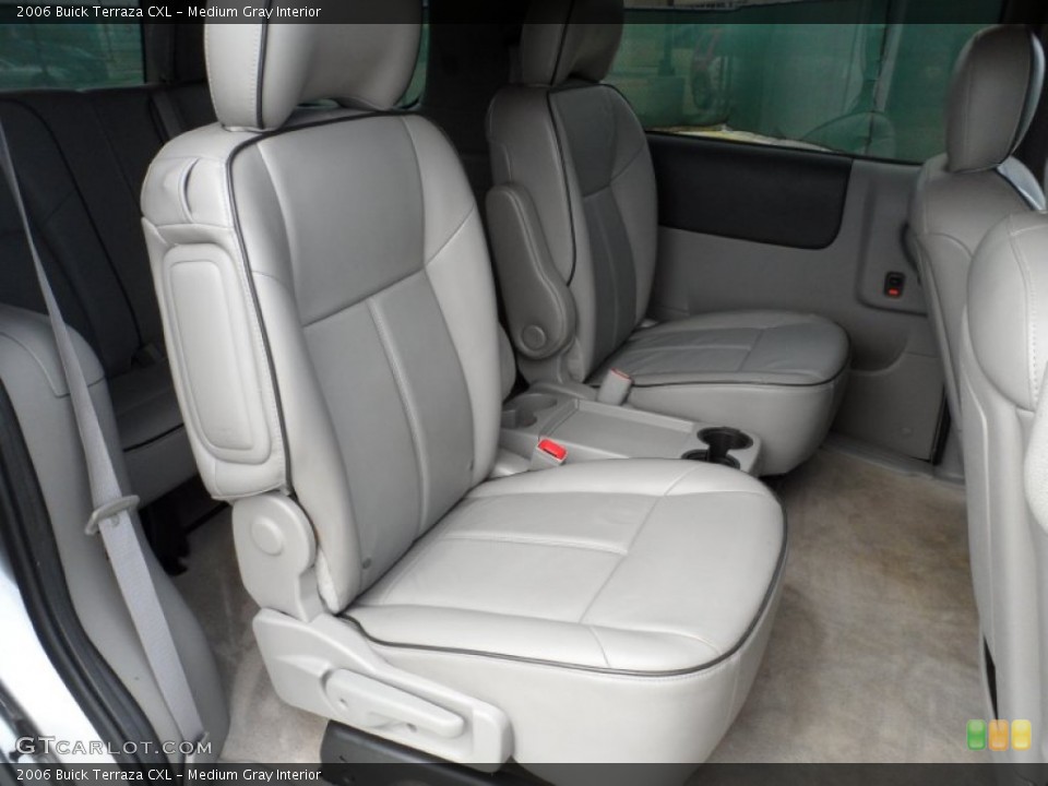 Medium Gray Interior Photo for the 2006 Buick Terraza CXL #52023885