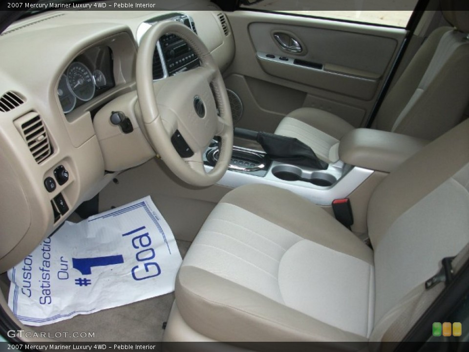 Pebble Interior Photo for the 2007 Mercury Mariner Luxury 4WD #52025523