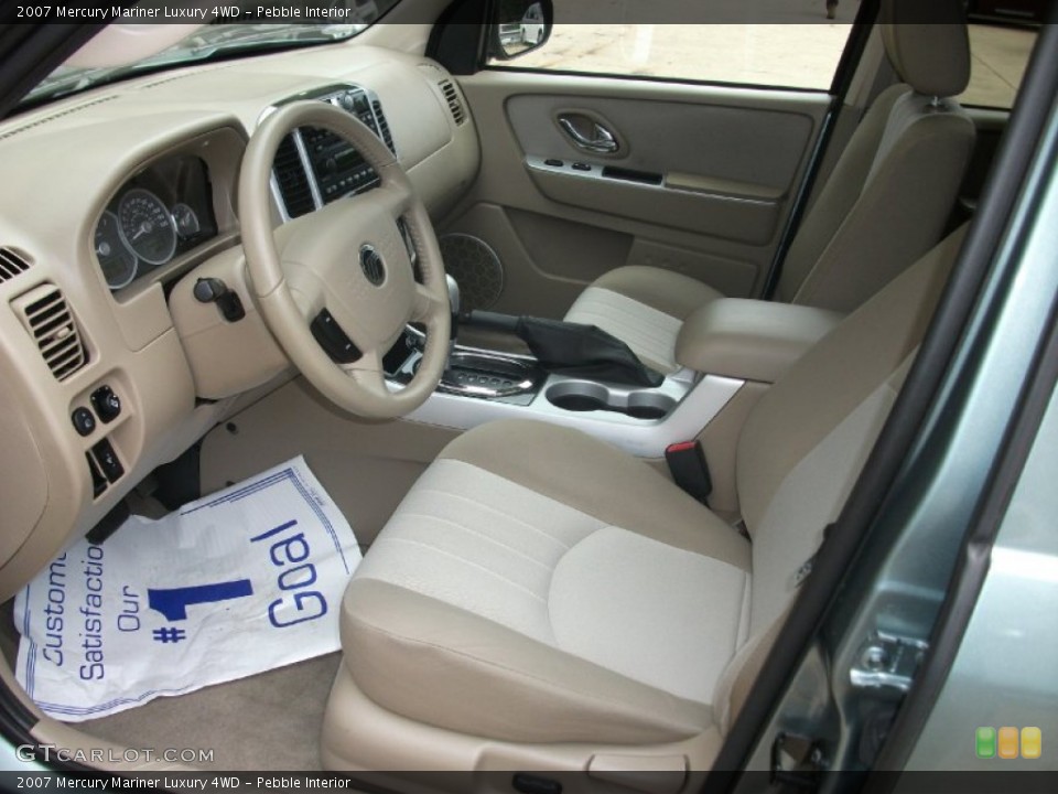 Pebble Interior Photo for the 2007 Mercury Mariner Luxury 4WD #52025535