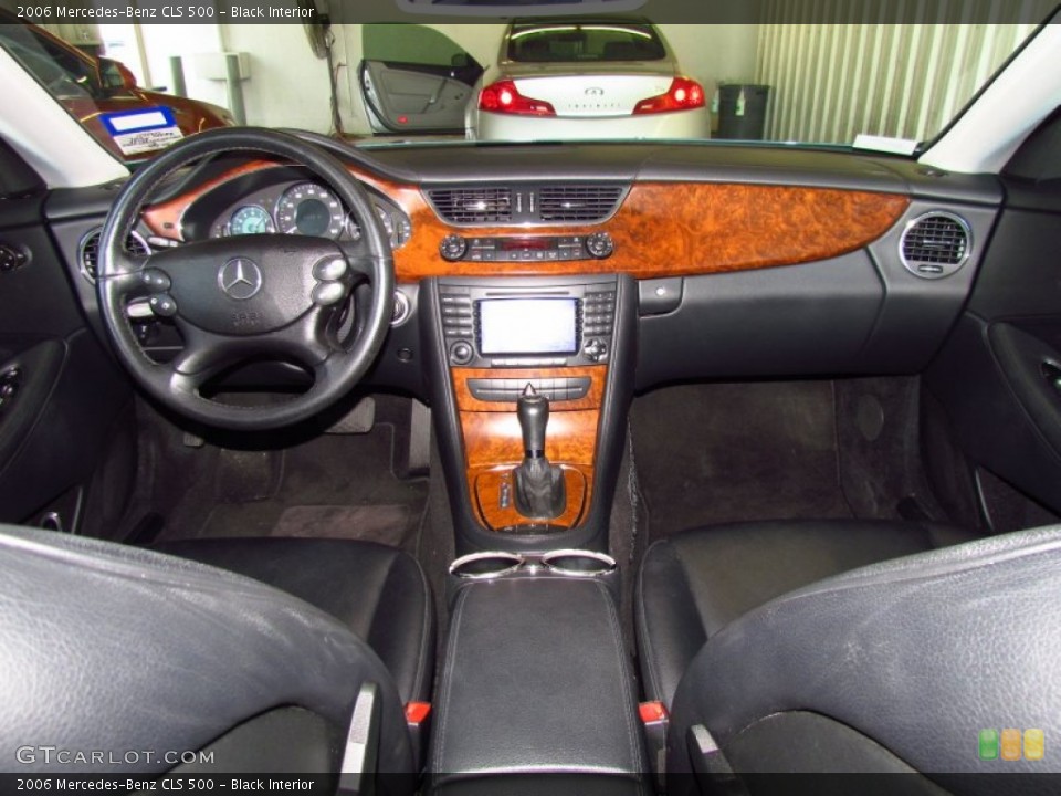Black Interior Dashboard for the 2006 Mercedes-Benz CLS 500 #52025736