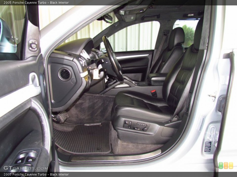 Black Interior Photo for the 2005 Porsche Cayenne Turbo #52027284