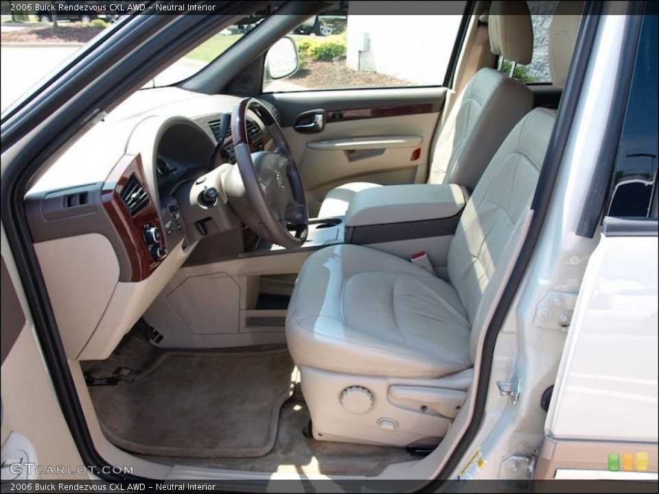Neutral Interior Photo for the 2006 Buick Rendezvous CXL AWD #52038735