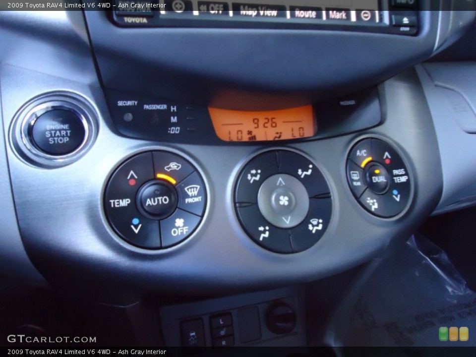 Ash Gray Interior Controls for the 2009 Toyota RAV4 Limited V6 4WD #52053581