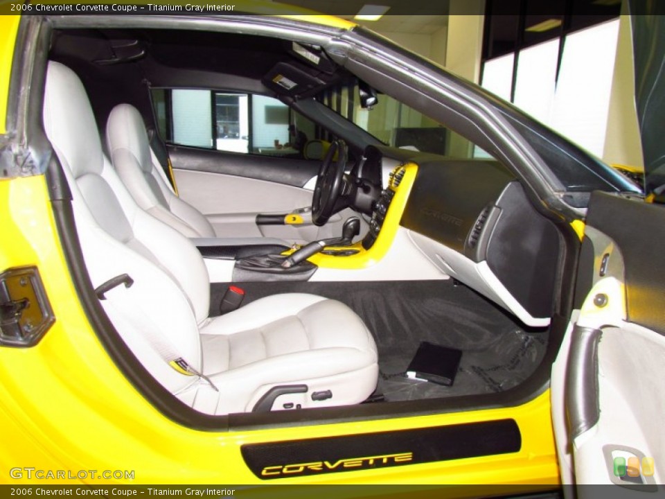 Titanium Gray Interior Photo for the 2006 Chevrolet Corvette Coupe #52054730
