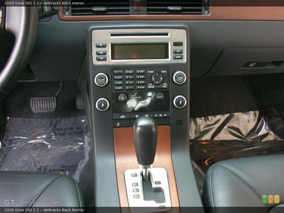 Anthracite Black Interior Controls for the 2009 Volvo S80 3.2 #52056998