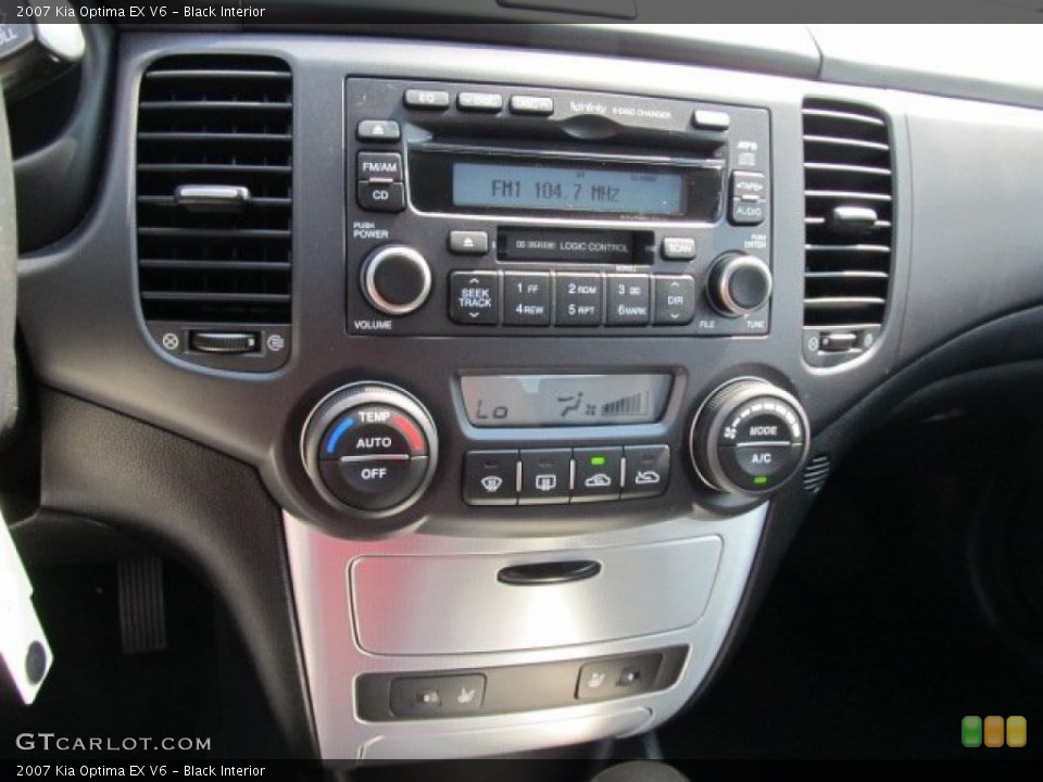 Black Interior Controls for the 2007 Kia Optima EX V6 #52058723