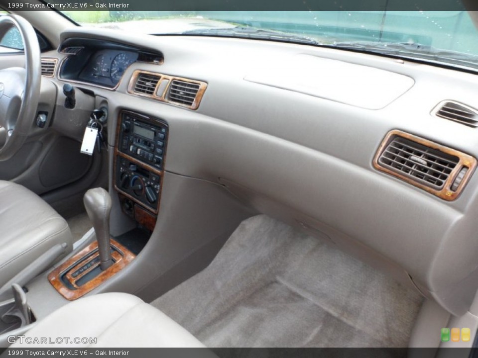 Oak Interior Dashboard for the 1999 Toyota Camry XLE V6 #52060160