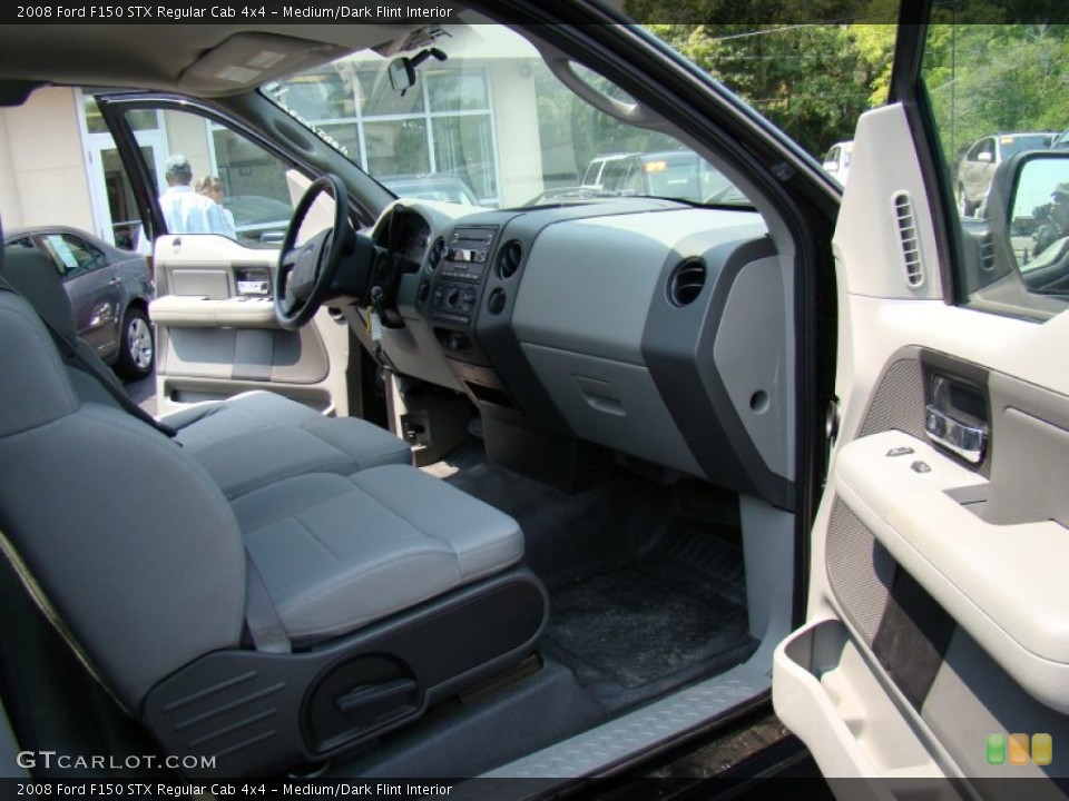 Medium/Dark Flint Interior Photo for the 2008 Ford F150 STX Regular Cab 4x4 #52070510