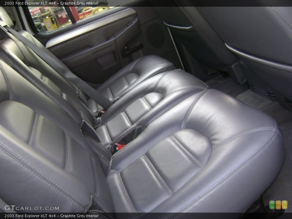 Graphite Grey Interior Photo for the 2003 Ford Explorer XLT 4x4 #52074683