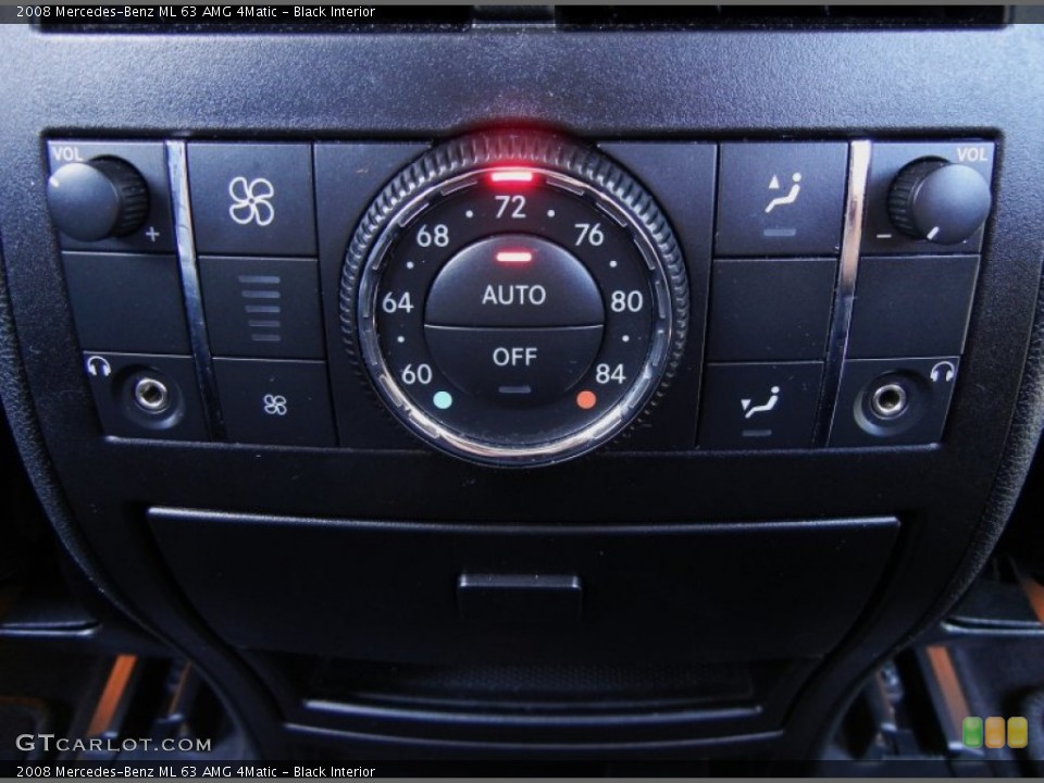 Black Interior Controls for the 2008 Mercedes-Benz ML 63 AMG 4Matic #52074692