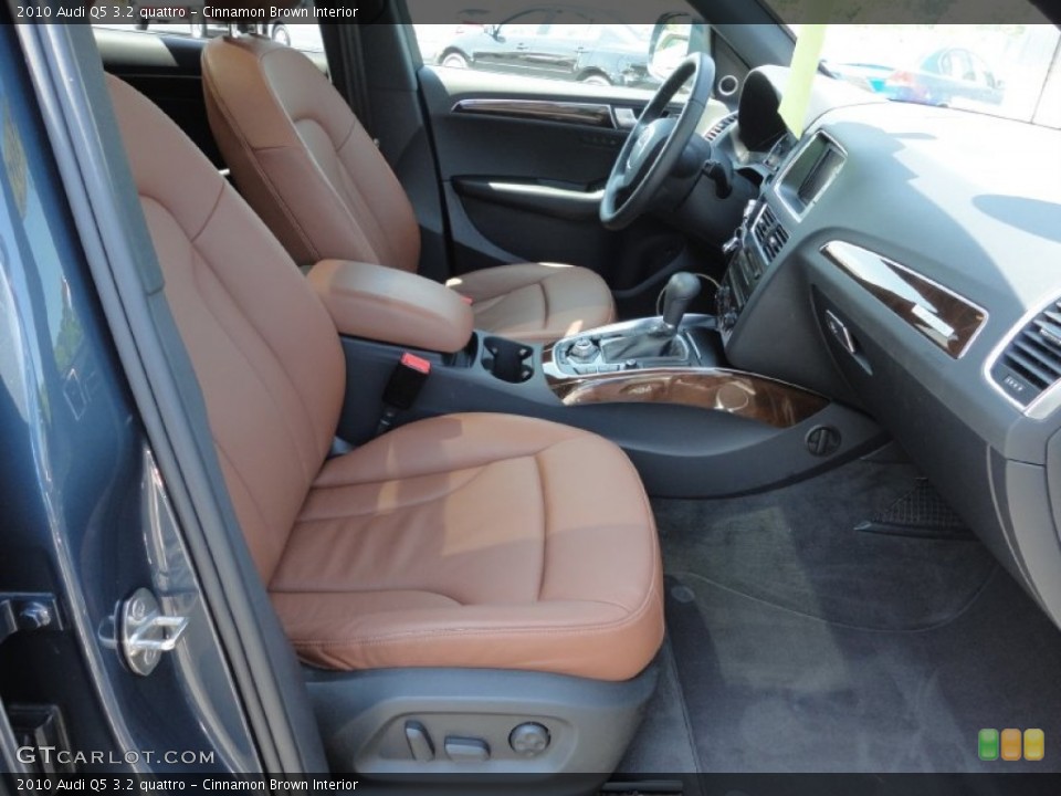 Cinnamon Brown Interior Photo for the 2010 Audi Q5 3.2 quattro #52076789