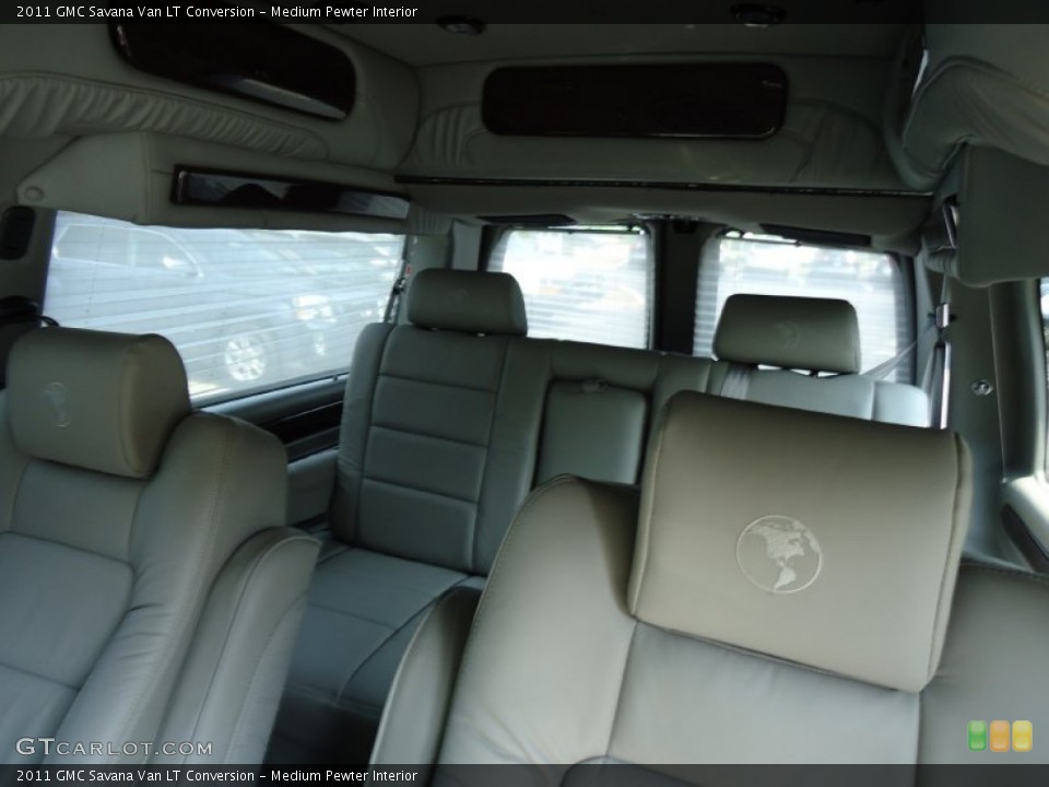 Medium Pewter Interior Photo for the 2011 GMC Savana Van LT Conversion #52079237