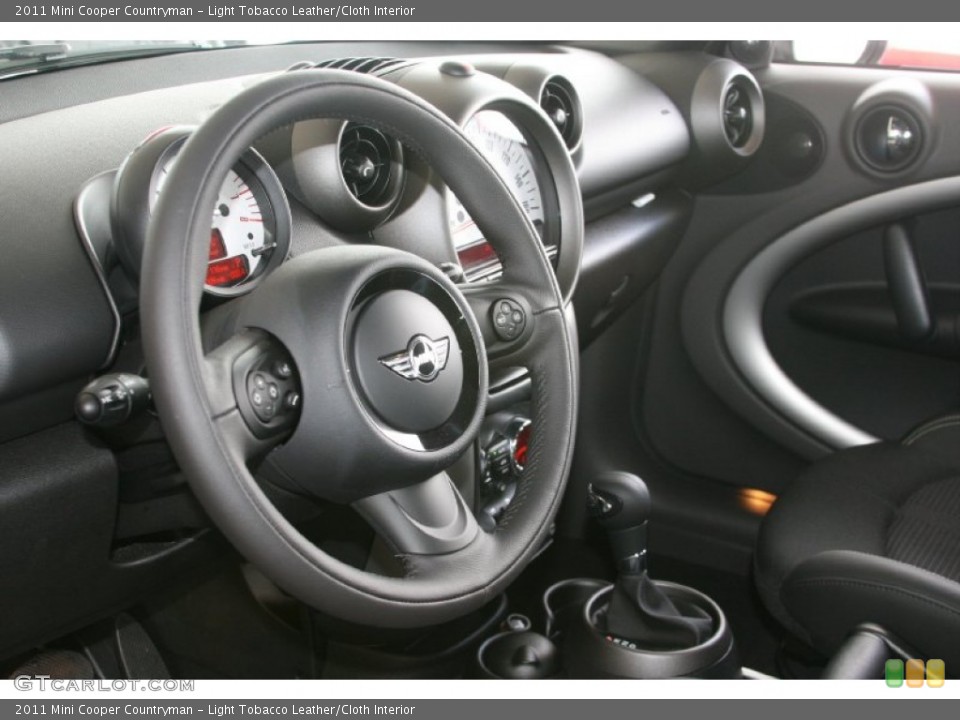 Light Tobacco Leather/Cloth Interior Photo for the 2011 Mini Cooper Countryman #52085168