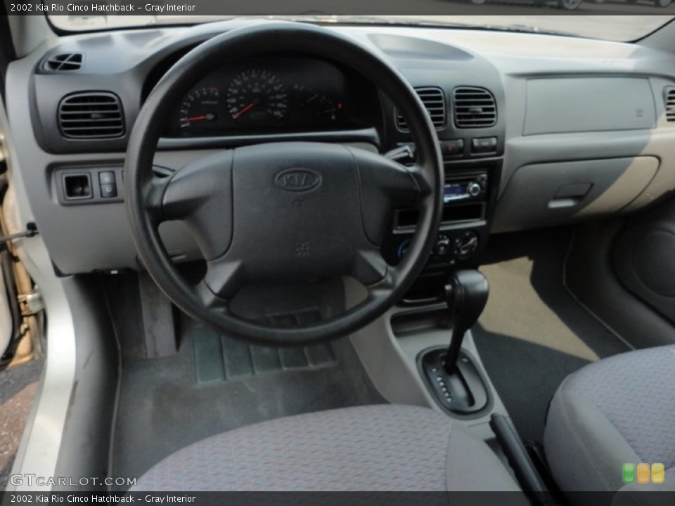 Gray Interior Photo for the 2002 Kia Rio Cinco Hatchback #52087358