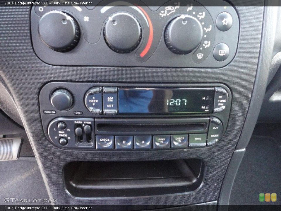 Dark Slate Gray Interior Controls for the 2004 Dodge Intrepid SXT #52088531