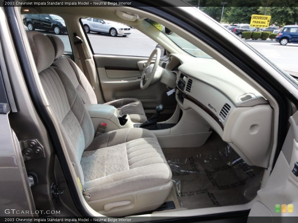 Neutral Beige Interior Photo for the 2003 Chevrolet Impala  #52094549