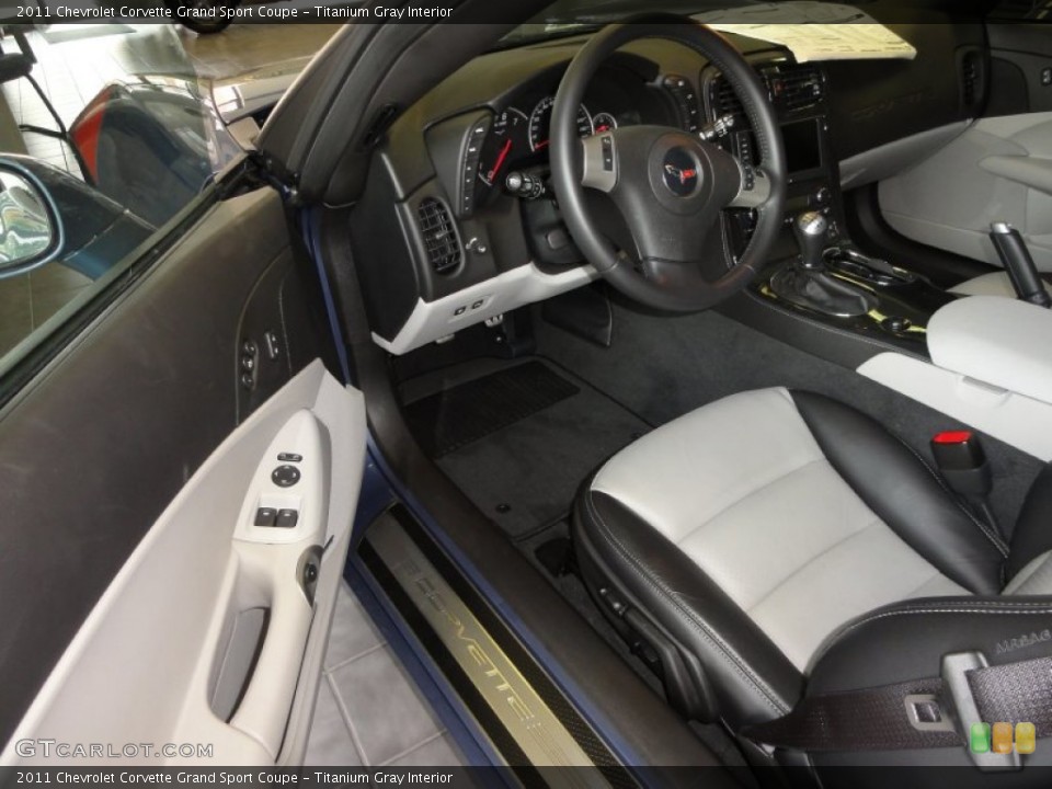 Titanium Gray Interior Photo for the 2011 Chevrolet Corvette Grand Sport Coupe #52095605