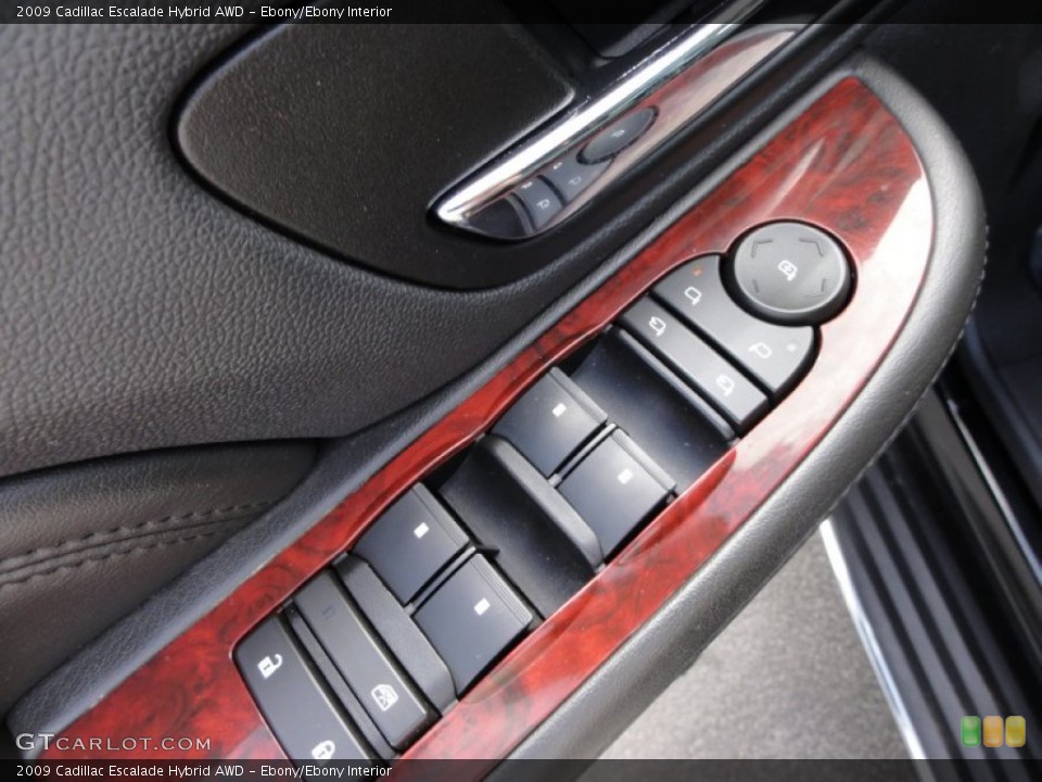 Ebony/Ebony Interior Controls for the 2009 Cadillac Escalade Hybrid AWD #52096154
