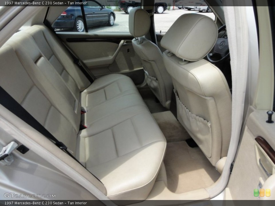 Tan Interior Photo for the 1997 Mercedes-Benz C 230 Sedan #52101362