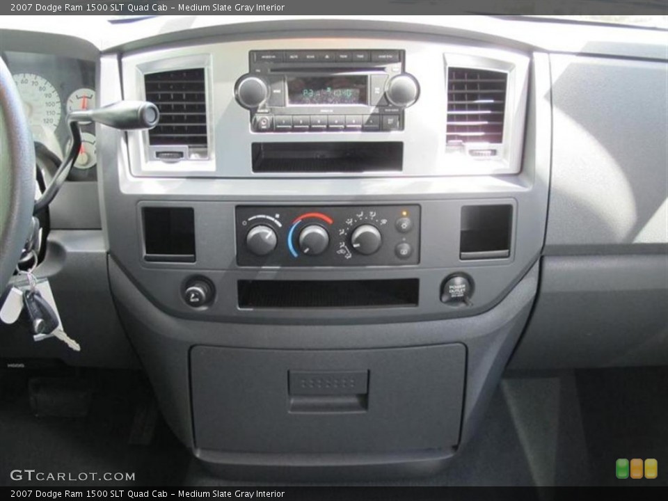 Medium Slate Gray Interior Controls for the 2007 Dodge Ram 1500 SLT Quad Cab #52103951
