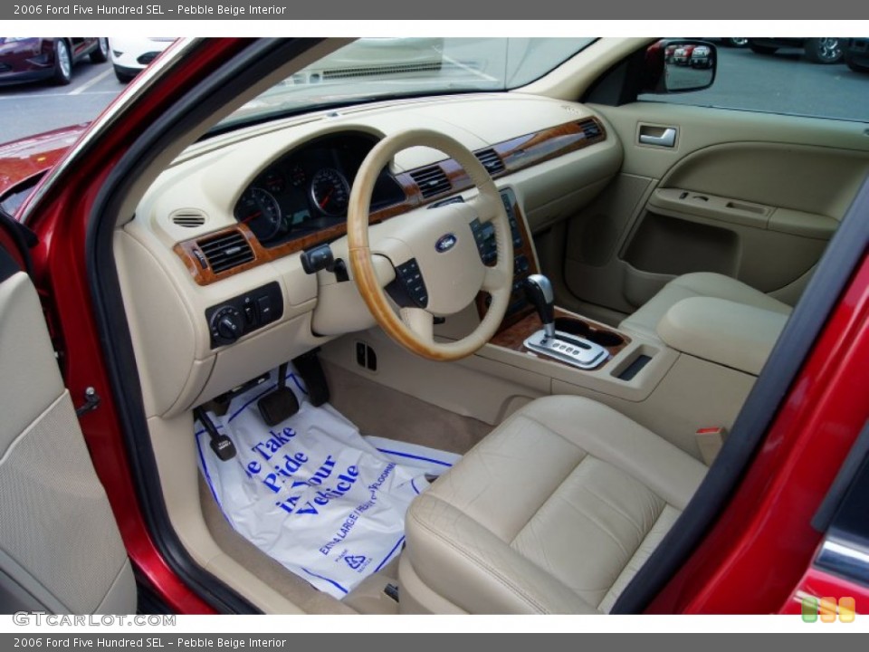 Pebble Beige Interior Photo for the 2006 Ford Five Hundred SEL #52108355