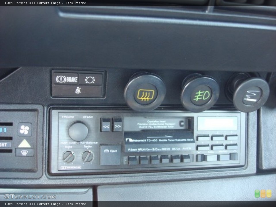 Black Interior Controls for the 1985 Porsche 911 Carrera Targa #52108403