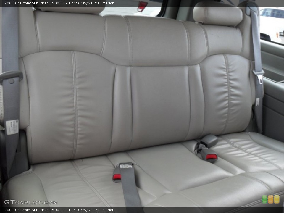 Light Gray/Neutral Interior Photo for the 2001 Chevrolet Suburban 1500 LT #52109084