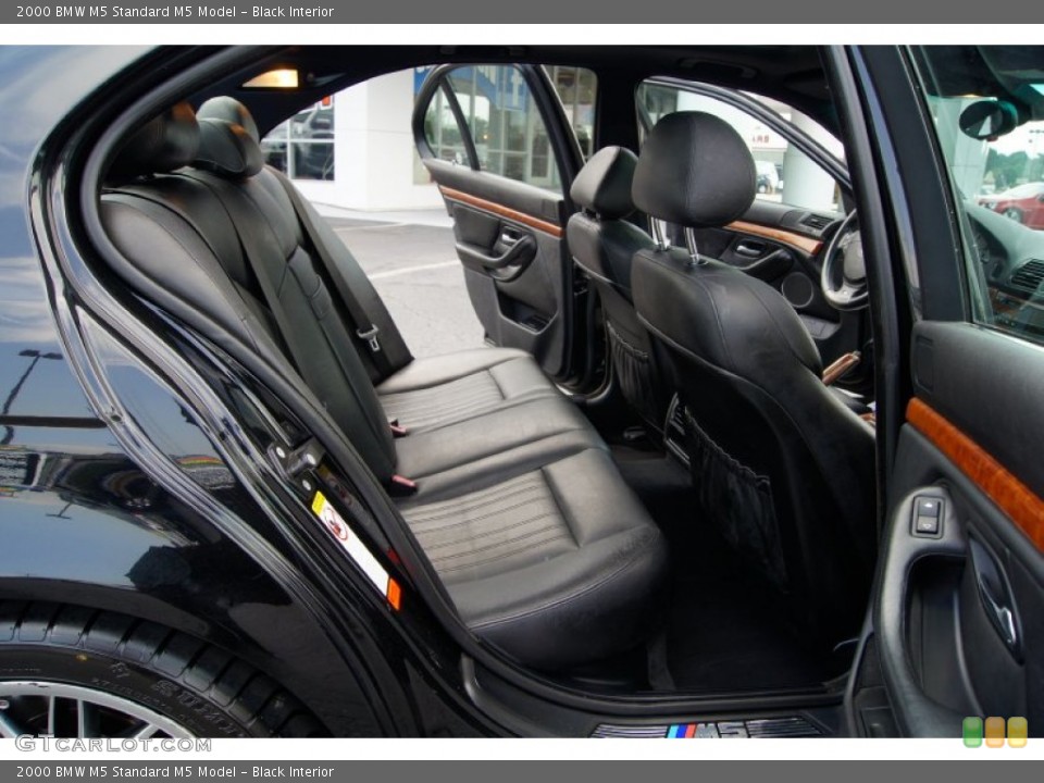 Black Interior Photo for the 2000 BMW M5  #52109249