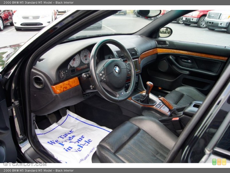 Black Interior Photo for the 2000 BMW M5  #52109366