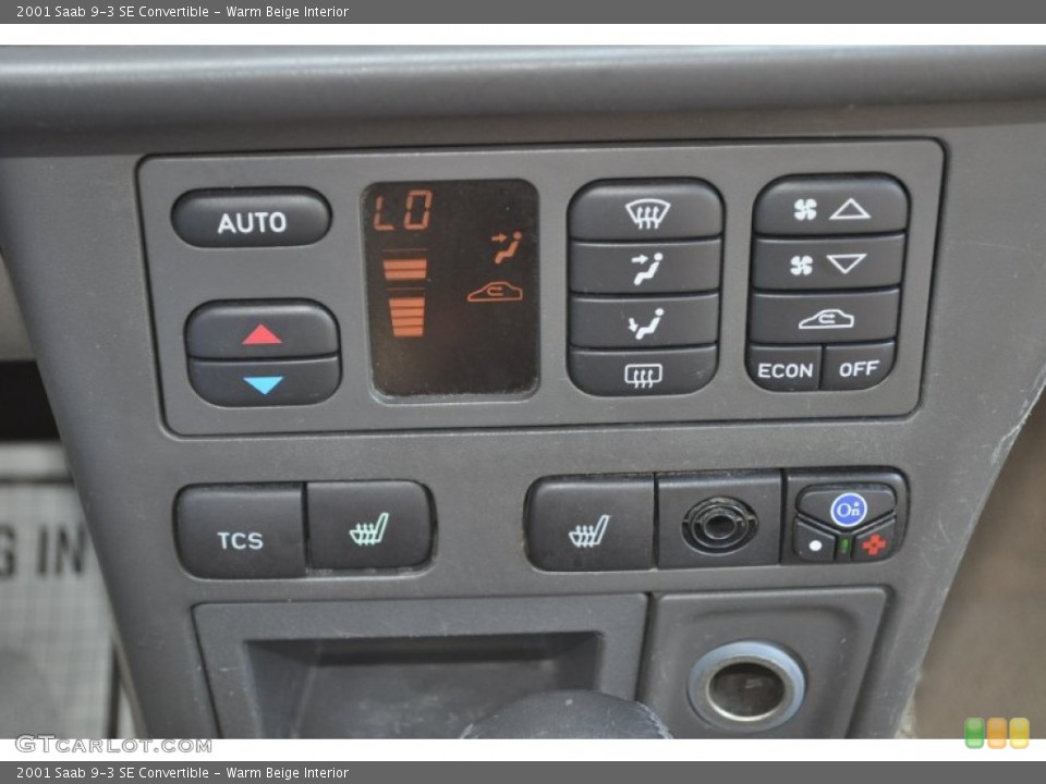 Warm Beige Interior Controls for the 2001 Saab 9-3 SE Convertible #52110680
