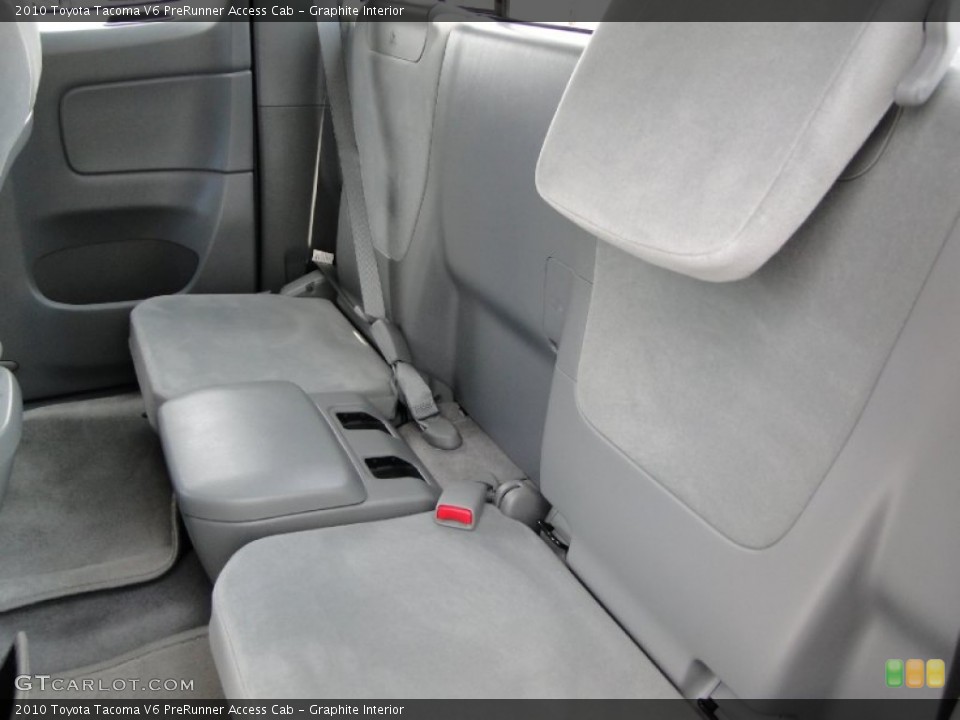 Graphite Interior Photo for the 2010 Toyota Tacoma V6 PreRunner Access Cab #52120288