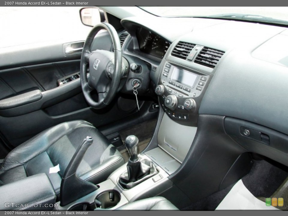 Black Interior Photo for the 2007 Honda Accord EX-L Sedan #52123774