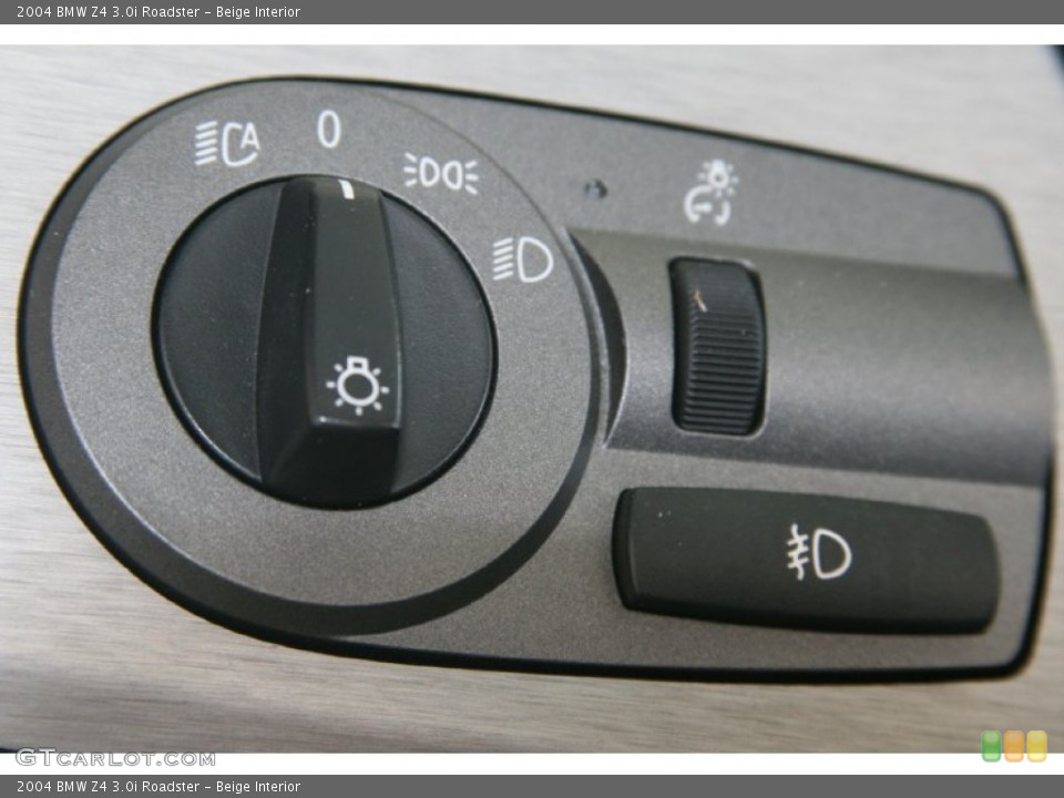 Beige Interior Controls for the 2004 BMW Z4 3.0i Roadster #52129024