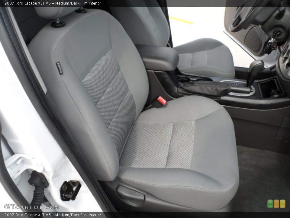 Medium/Dark Flint Interior Photo for the 2007 Ford Escape XLT V6 #52131121