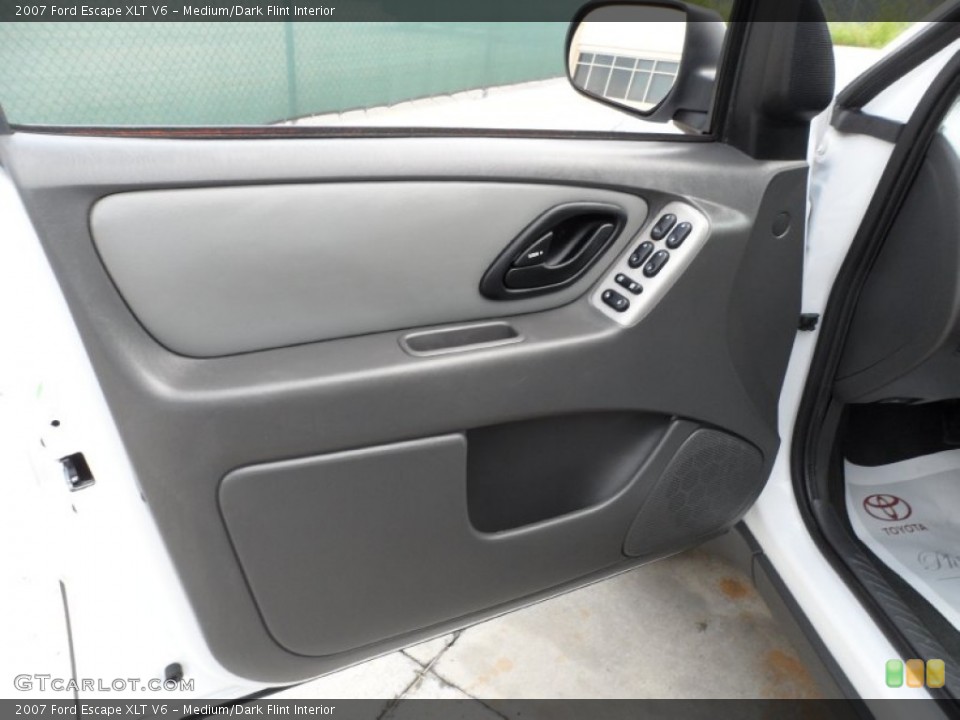 Medium/Dark Flint Interior Door Panel for the 2007 Ford Escape XLT V6 #52131220