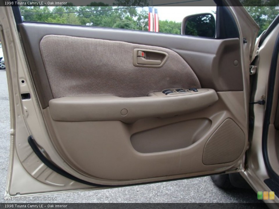 Oak Interior Door Panel for the 1998 Toyota Camry LE #52131733