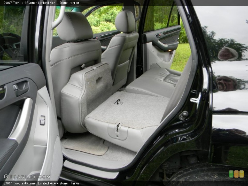 Stone Interior Photo for the 2007 Toyota 4Runner Limited 4x4 #52135204