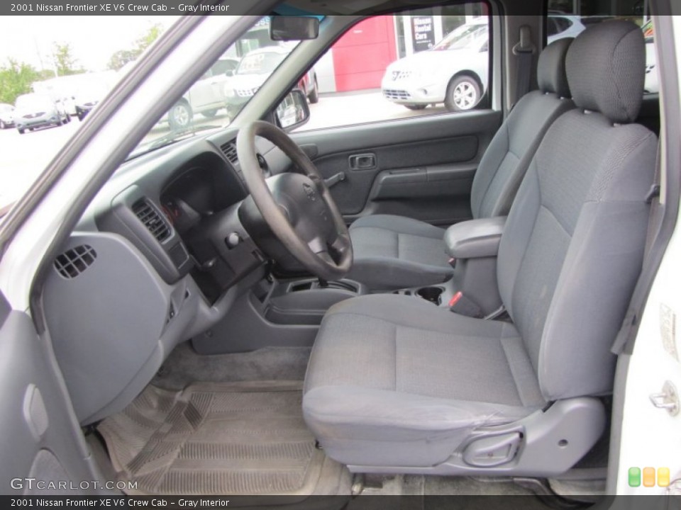 Gray Interior Photo for the 2001 Nissan Frontier XE V6 Crew Cab #52138921