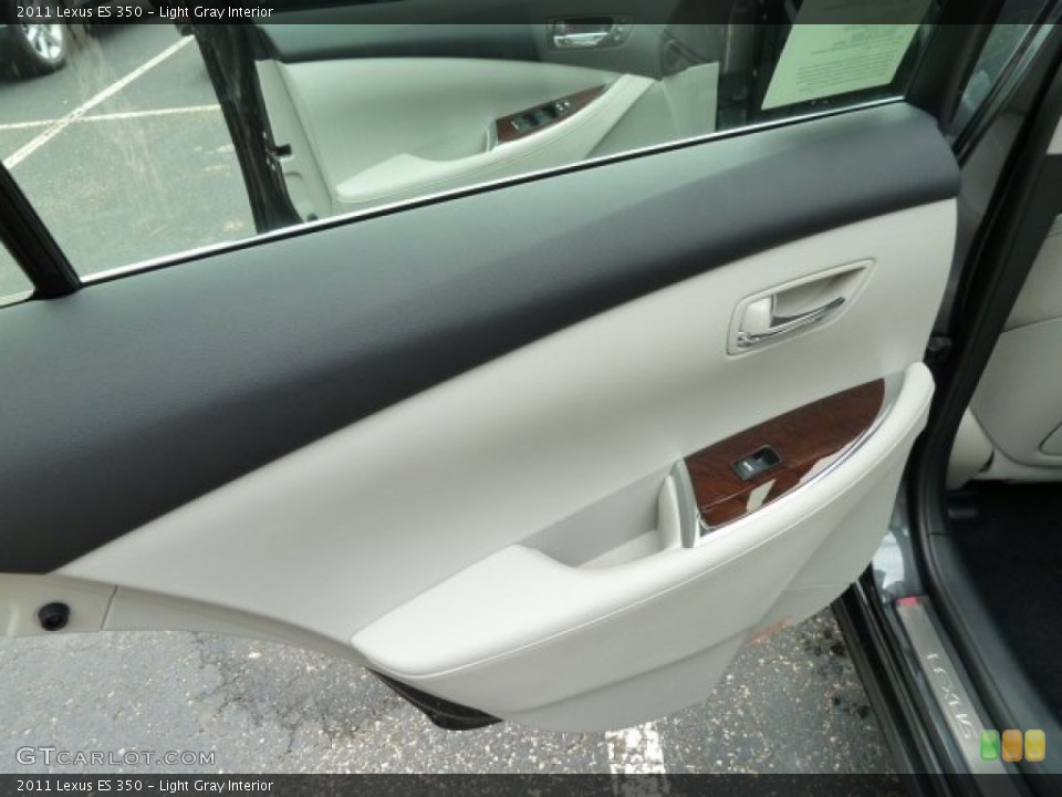 Light Gray Interior Door Panel for the 2011 Lexus ES 350 #52144318