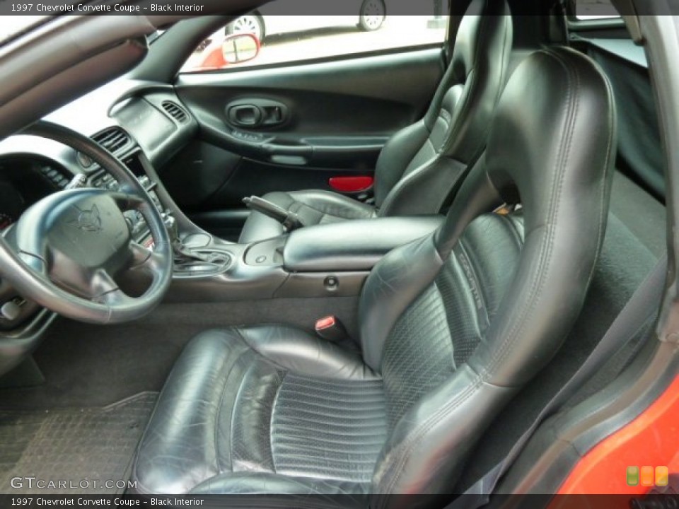 Black Interior Photo for the 1997 Chevrolet Corvette Coupe #52145059