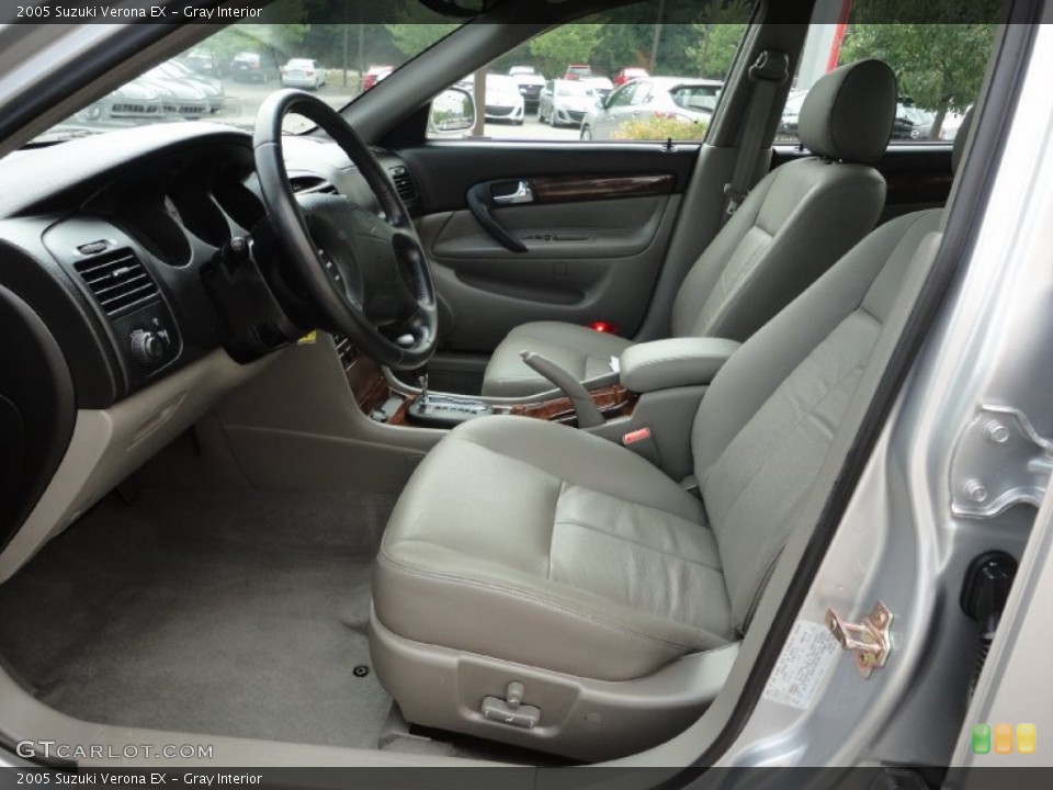 Gray Interior Photo for the 2005 Suzuki Verona EX #52145893