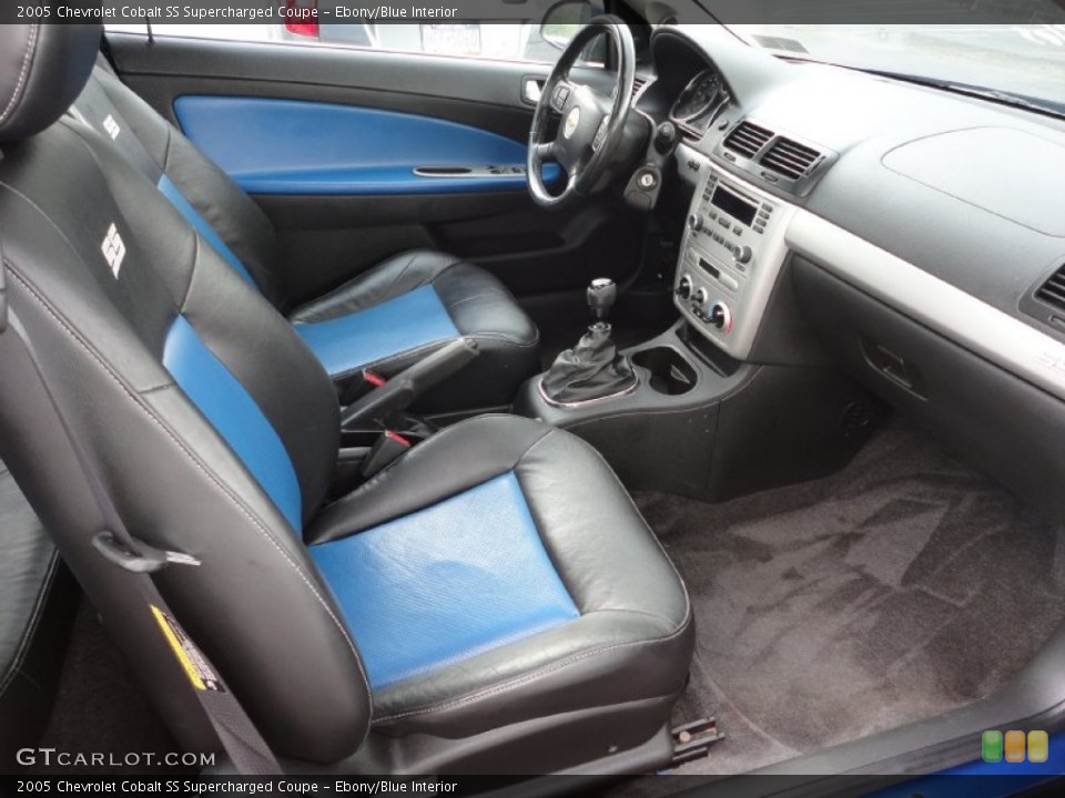 Ebony/Blue Interior Photo for the 2005 Chevrolet Cobalt SS Supercharged Coupe #52146292