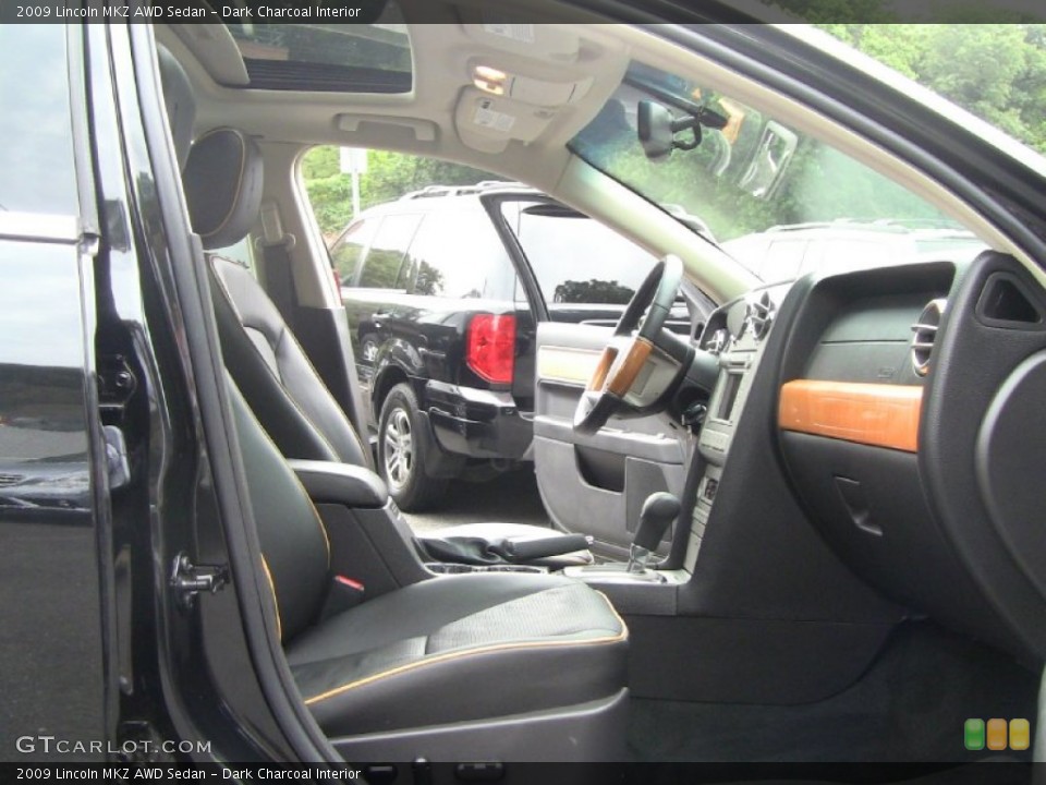 Dark Charcoal Interior Photo for the 2009 Lincoln MKZ AWD Sedan #52147525