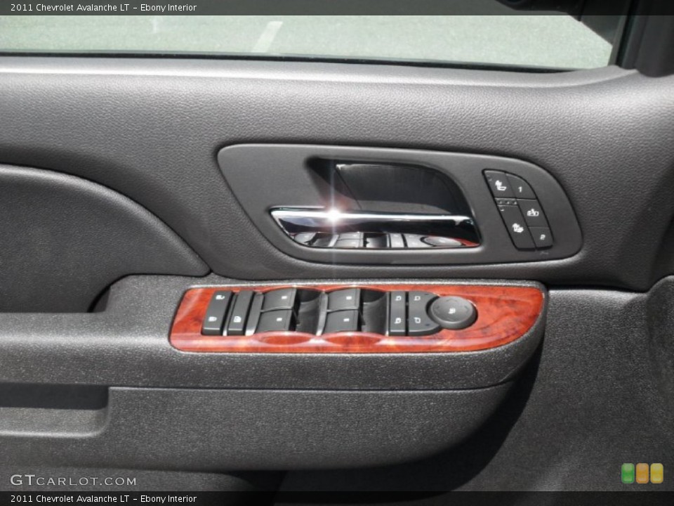 Ebony Interior Controls for the 2011 Chevrolet Avalanche LT #52148332